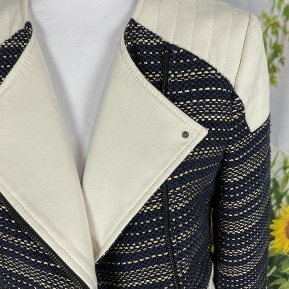 BCBG Navy Gold Cropped Moto Jacket Small - Picture 7 of 14